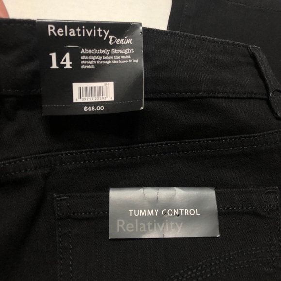NWT Relativity Black Straight Jeans 0593 - Picture 7 of 9